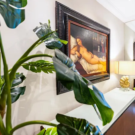 Prime Location 3br With Stunning View By Arcobnb Apartment